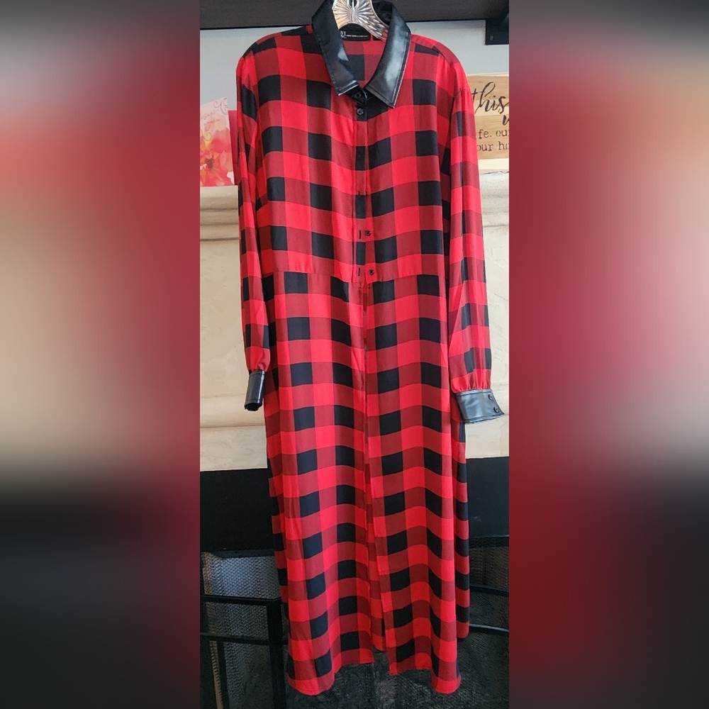 Red Buffalo plaid maxi top, New York & Company, size XXL